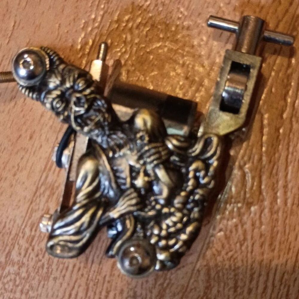 Tattoo coil machine